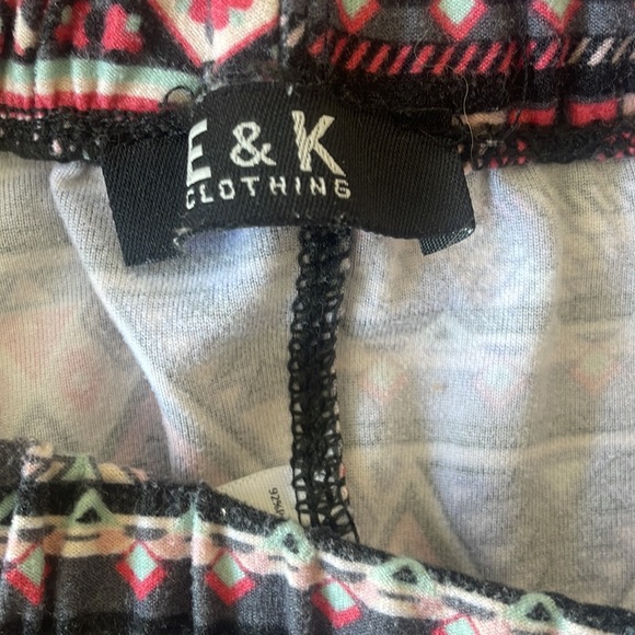 Muted color super soft leggings - Picture 5 of 5